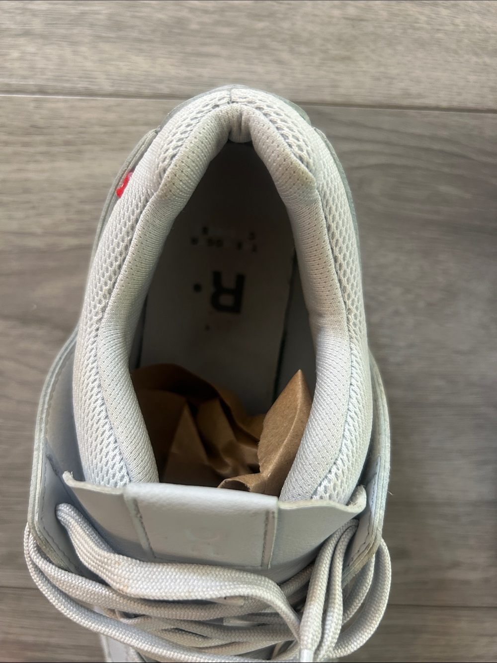 On Running Men's The Roger Clubhouse Heather White Sneakers Sz US 10 - Picture 13 of 16